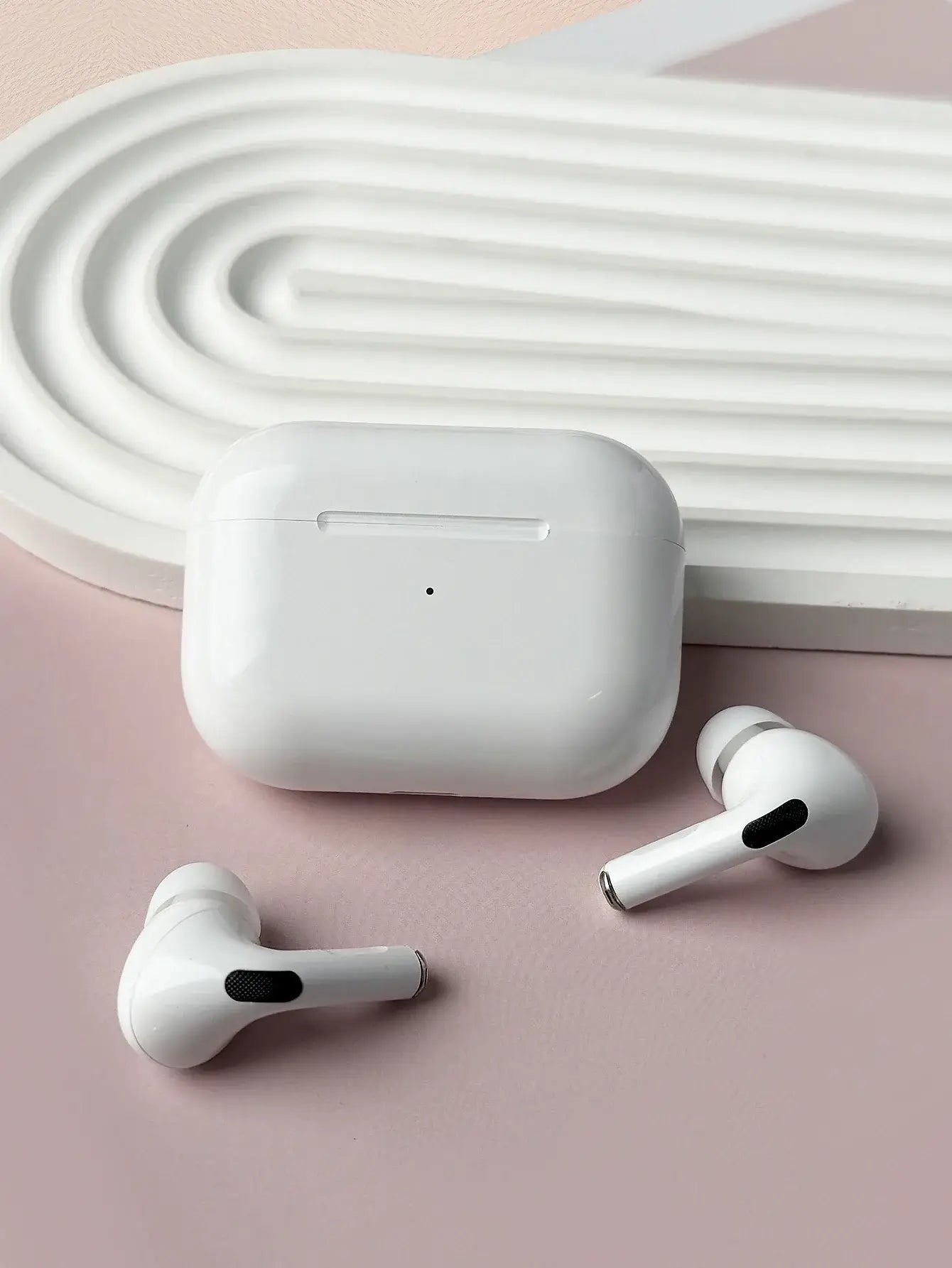 New Bluetooth Earphones for Sports & Business – NevoMart