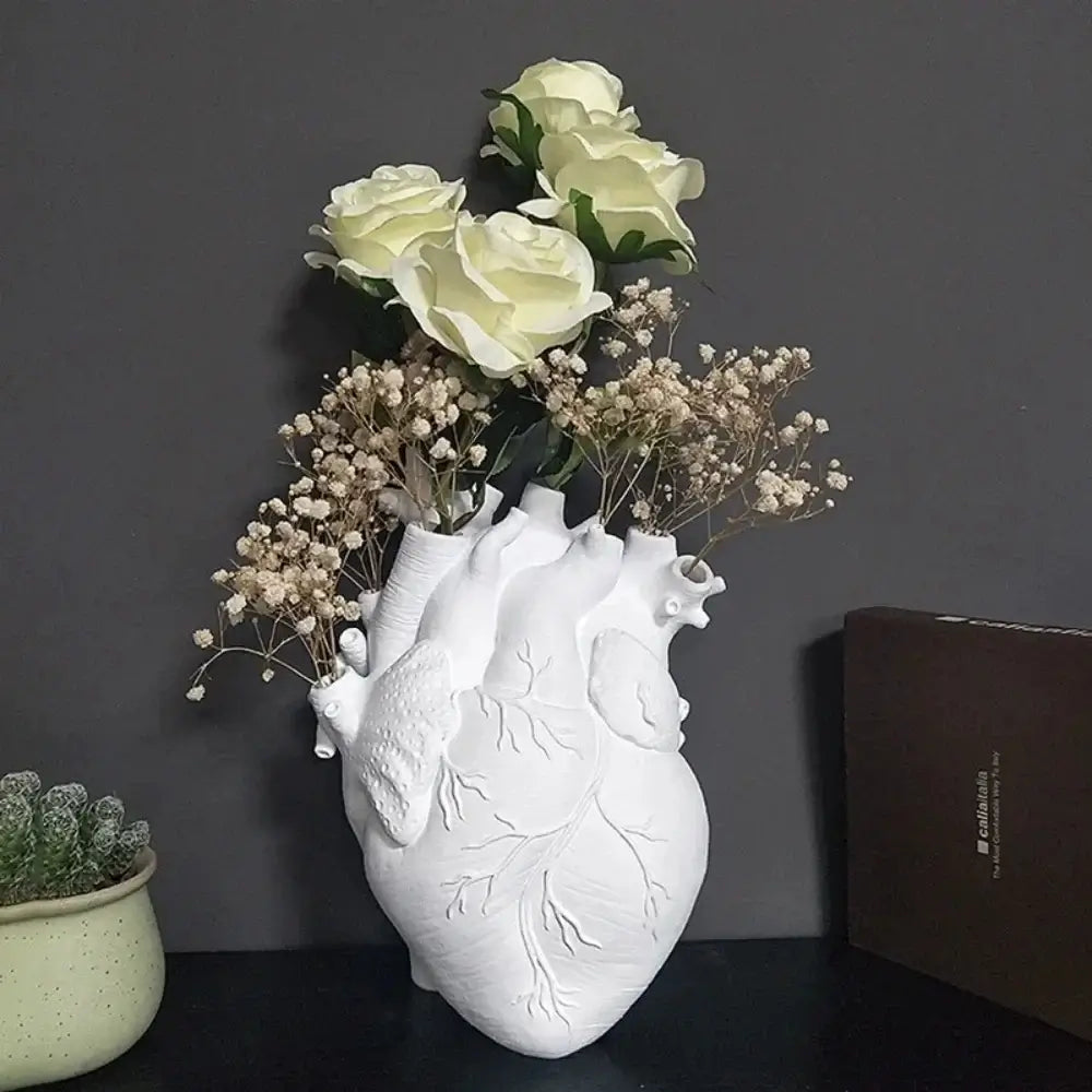 NevoMart Heart Resin Vase for Modern Home Decor